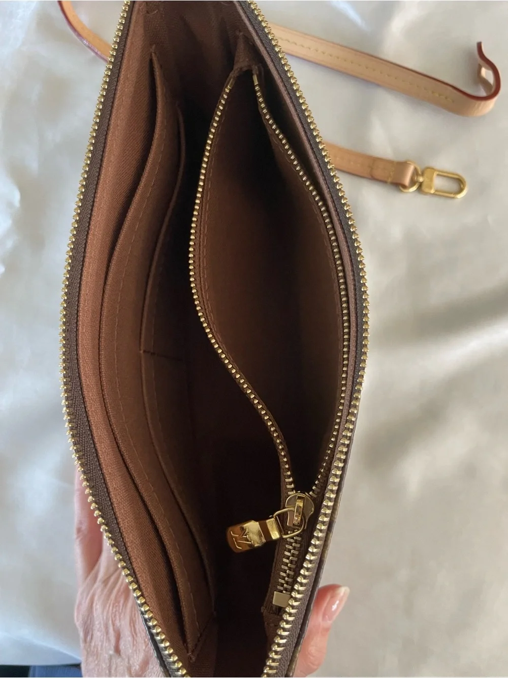 Louis Vuitton Pochette Accessoires M82766 Monogram Chain Strap Full Set